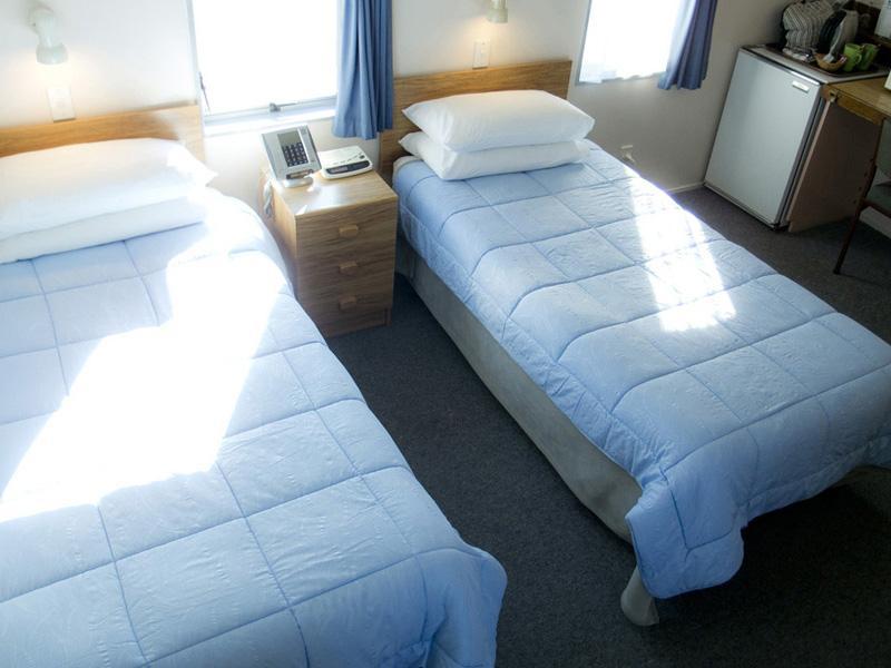 Wellington 747 Motel Экстерьер фото