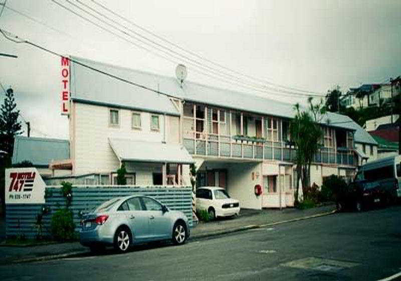 Wellington 747 Motel Экстерьер фото